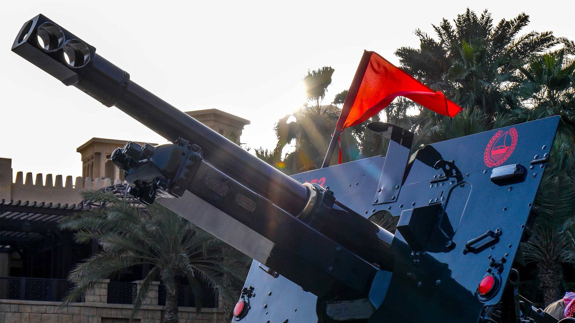 16-9_Ramadan-Cannon-at-Madinat-Jumeirah-1