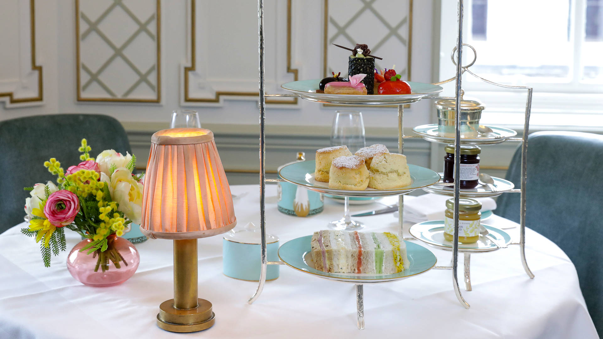 Fortnum & Mason afternoon tea